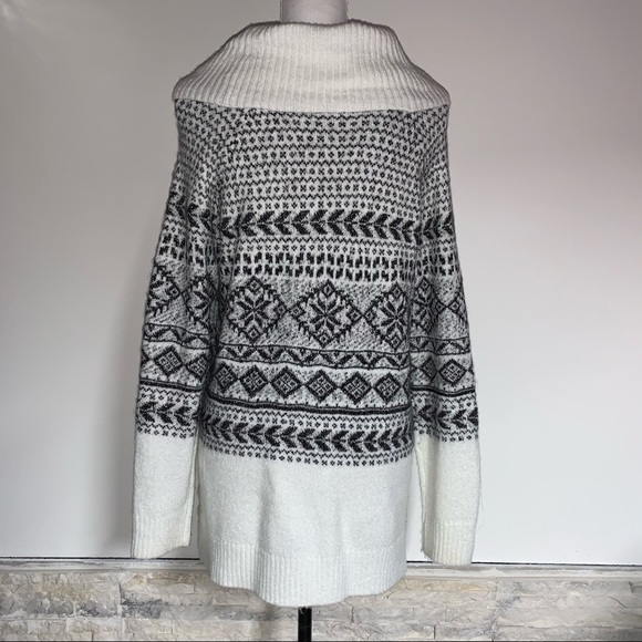 Calvin Klein Knit Mock Cowl Turtleneck Sweater - Picture 4 of 7